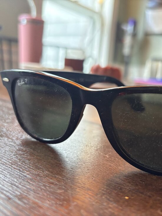 Ray-Ban\'s: New Wayfarer Classic - Polarized main image 6